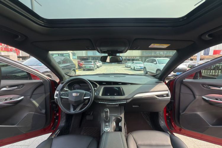 Used Cadillac XT4 2021 28T Two-Wheel Drive Leading Version