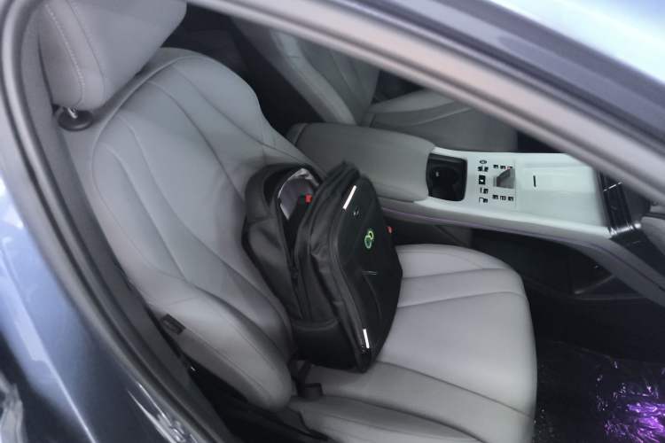 Used BYD Seal 07 DM-i 2025 Intelligent Driving Version DM-i 1.5L 125 km Prestige Edition Right Front Seat