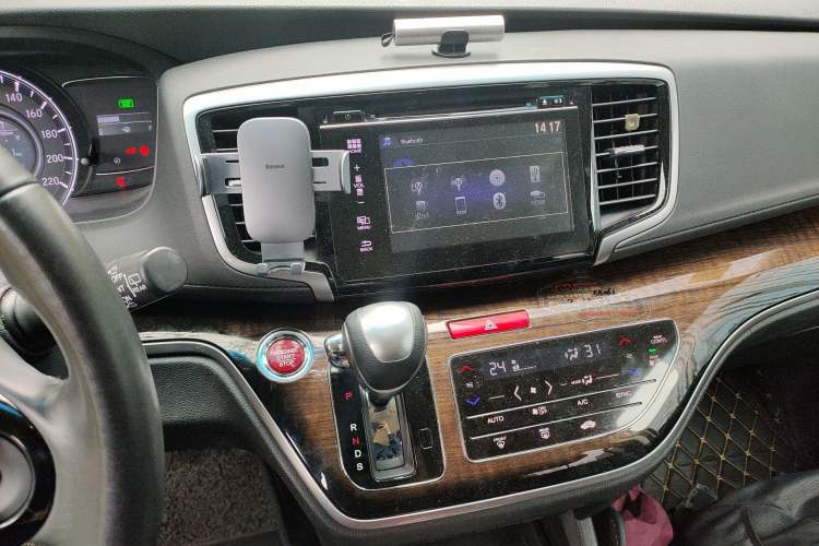 Used Honda Odyssey 2017 2.4L Smart Edition Audio And AC Panel