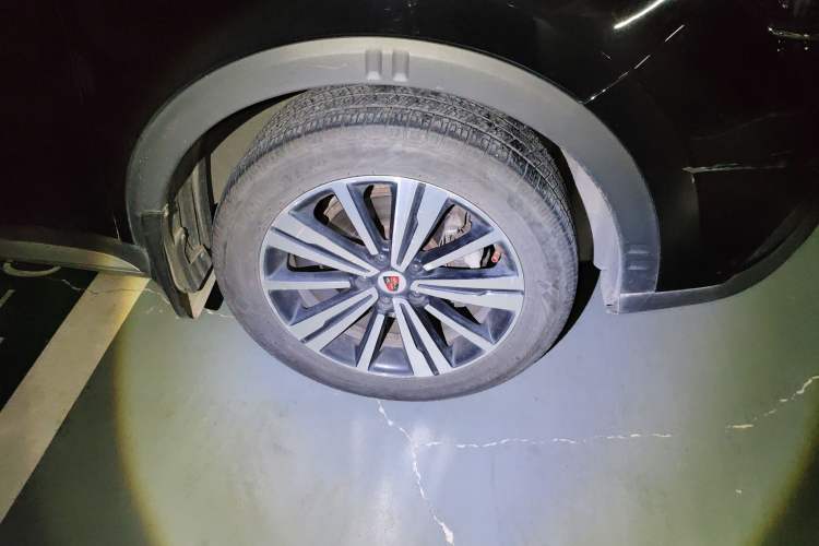 Used Roewe RX5 2019 20T Two-Wheel Drive Automatic 4G Connected Platinum Edition