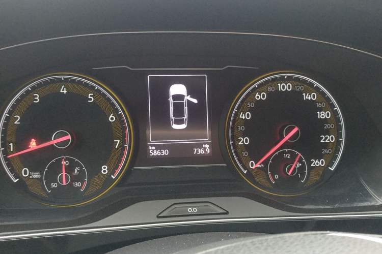 Used Volkswagen Passat 2019 280TSI Business Edition China VI Instrument Cluster