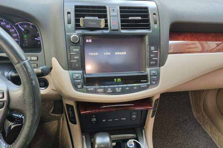 Used Toyota Crown 2012 2.5L Royal Navigation Edition Audio And AC Panel