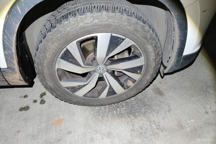 Used Volkswagen Tayron 2019 330TSI Two-Wheel Drive Luxury Model China VI Standard
