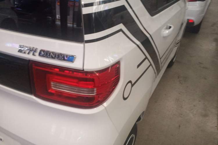 Used Wuling Hongguang MINIEV 2022 Easy Version Lithium Iron Phosphate Right Rear Taillight