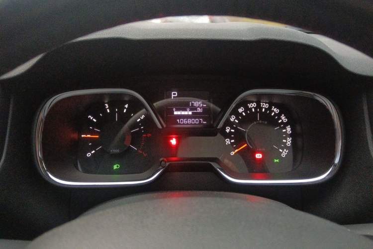 Used Citroen C4 Sega 2016 1.2THP Automatic Flagship Model Instrument Cluster