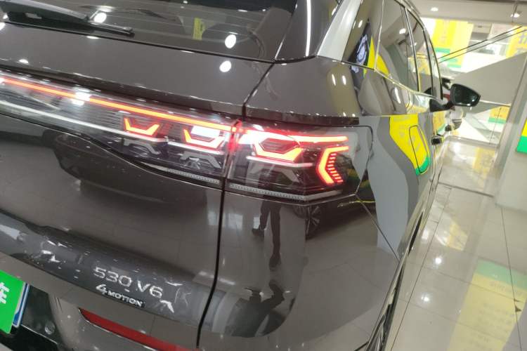 Used Volkswagen Tavendor 2023 380TSI Four-Wheel Drive R-Line Cruise Edition Right Rear Taillight