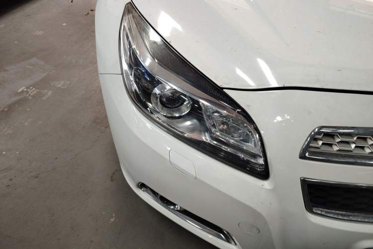 Used Chevrolet Malibu 2013 2.0L Automatic Luxury Edition Right Front Headlight