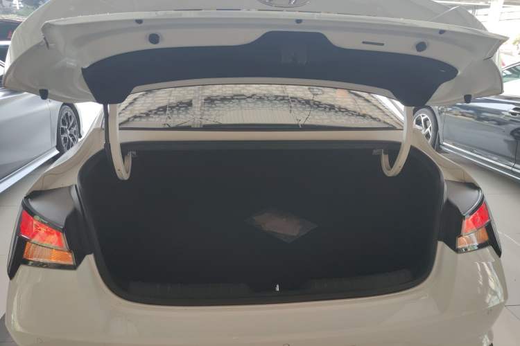 Used Hyundai Elantra 2021 1.5L CVT GLX Elite Edition
