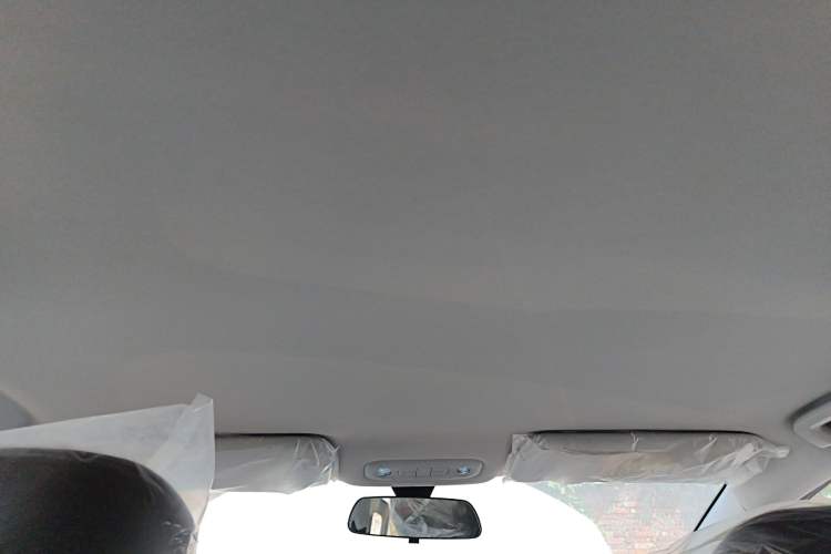 Used Wuling Starlight 730 2025 Model Pure Electric 500km Luxury Edition
