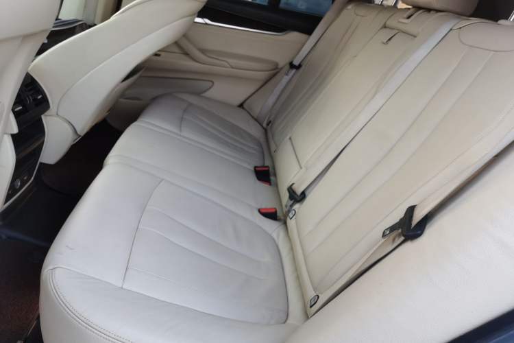 Used BMW X5 2013 xDrive35i U.S. specification
