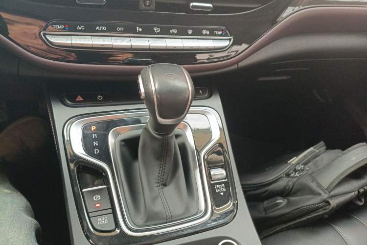 Used GAC Trumpchi M6 2021 PRO 270T DCT Luxury Edition
