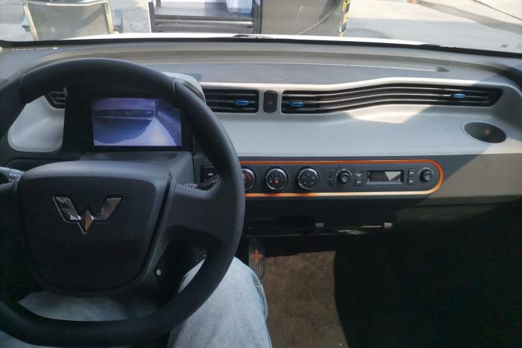 Used Wuling Hongguang MINIEV 2021 Macaron Fashion Model Lithium Iron Phosphate