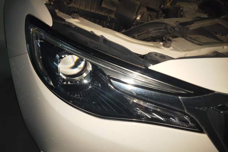 Used Buick GT 2018 15T Dual-Clutch Elite Model China V Standard Right Front Headlight