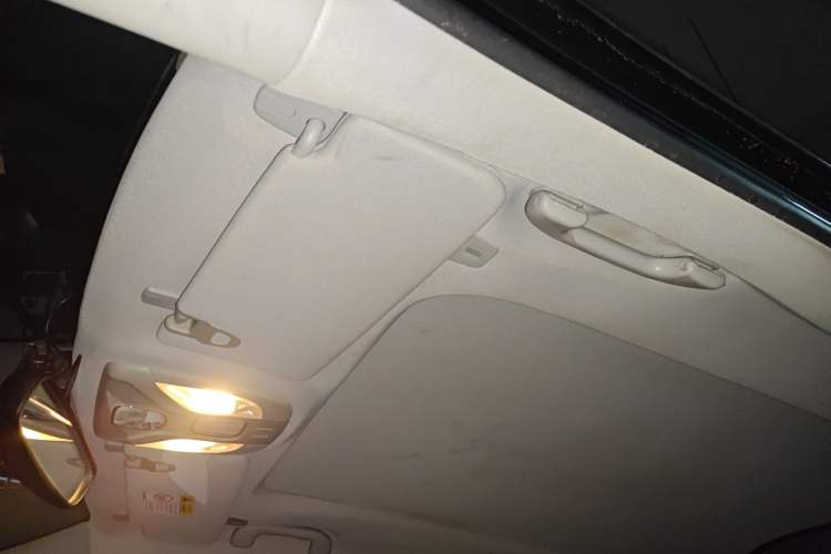 Used Jeep Compass 2017 200T Automatic Family Edition Headliner