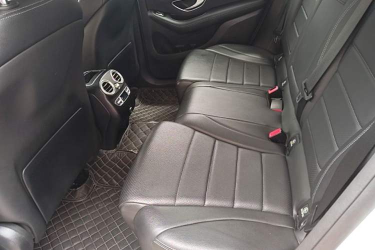 Used Mercedes-Benz GLC 2020 Facelift GLC 300 L 4MATIC Dynamic Edition
