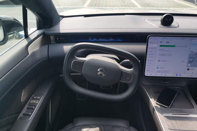 Used Nio ET9 2025 100kWh Signature Edition
