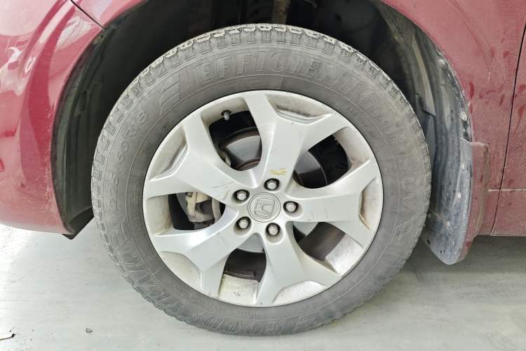 Used Honda Crosstour 2012 2.4L Luxury Edition Left Front Wheel Hub