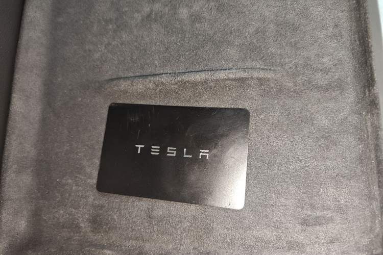 Used Tesla Model Y 2025 Rear-Wheel Drive First Edition