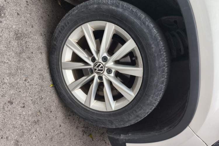 Used Volkswagen Tiguan 2016 280TSI Automatic Two-Wheel Drive Silk Road Comfort Edition