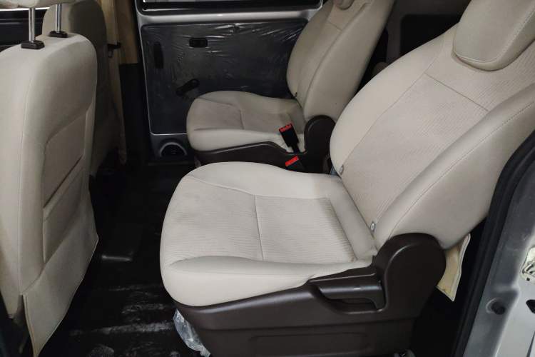 Used Wuling Hongguang V 2022 1.5L Enjoy Edition Hydraulic Power Steering LAR
