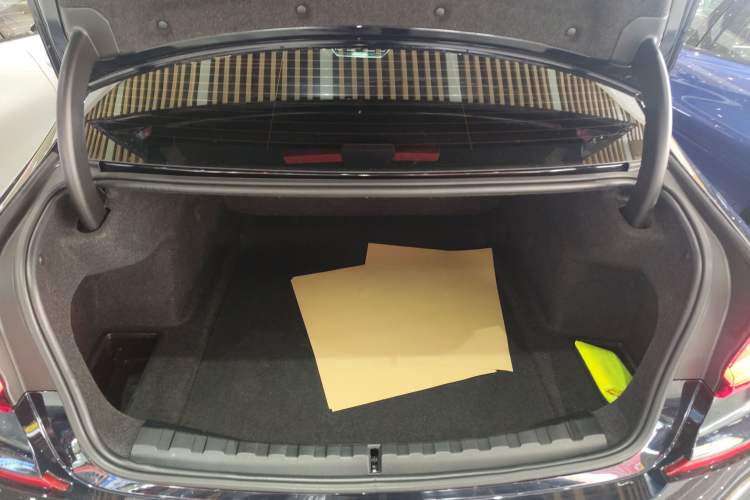 Used BMW 3 Series 2022 Updated 325Li M Sport Package Trunk