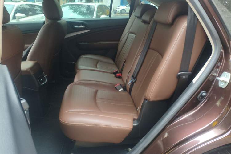 Used BYD S7 2016 2.0T Automatic Prestige Edition Left Rear Seat