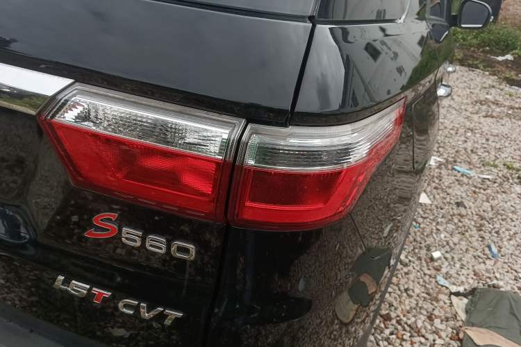 Used Dongfeng Fengon S560 2021 Revised 1.5T CVT Elite Version Right Rear Taillight