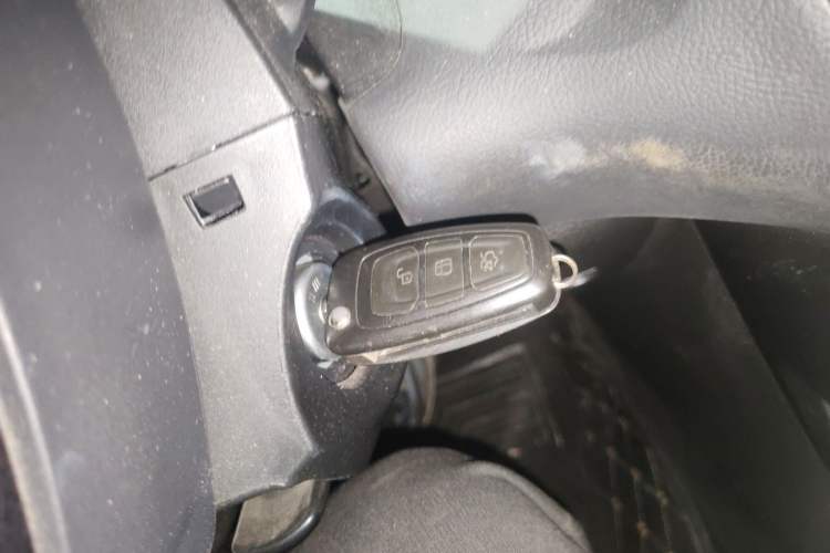 Used Ford Focus 2015 Sedan 1.6L Automatic Trend Model Vehicle Key