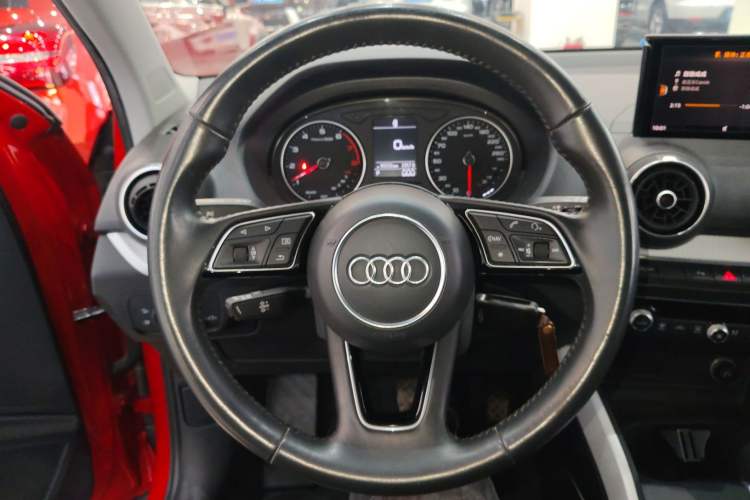 Used Audi Q2L 2018 35 TFSI Fashion Elegant Version China V