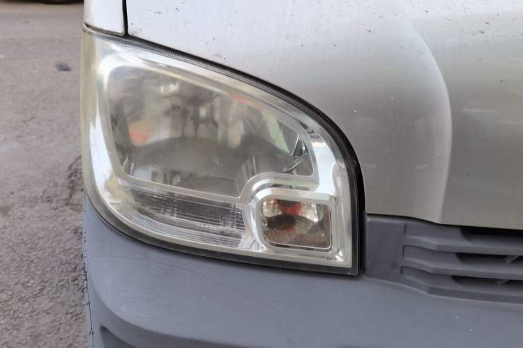 Used Wuling Zhiguang 2013 1.0L Practical Version