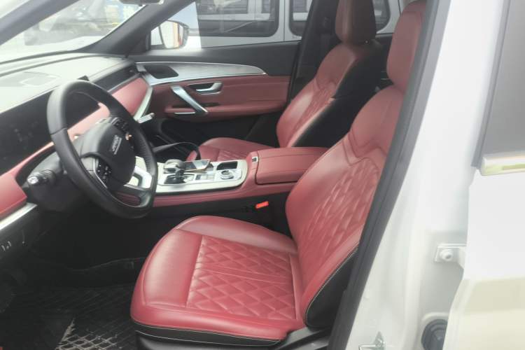 Used JETOUR X70 PLUS 2024 Champion Edition 1.5T DCT Champion PRO 5-Seater
