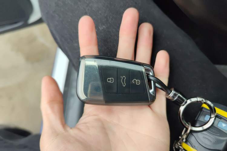 Used Volkswagen Variant 2018 380TSI Two-Wheel Drive Comfort Edition