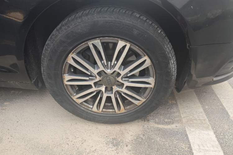 Used Audi A6L 2011 2.0 TFSI Automatic Standard Edition Right Front Wheel Hub