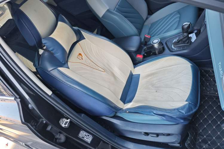 Used Volkswagen Tharu 2023 300TSI Two-Wheel-Drive Full Moon Edition Right Front Seat