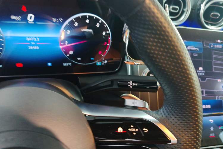 Used Mercedes-Benz GLC 2023 Refreshed GLC 300 L 4MATIC Dynamic Edition 5 Seats
