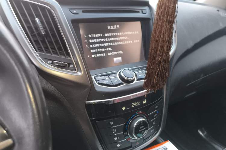 Used Changan CS75 2014 1.8T Automatic Elite Model China IV Standard
