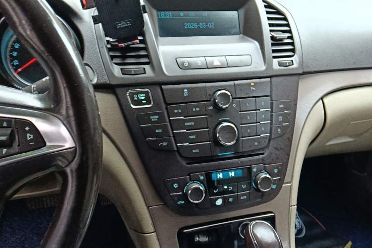 Used Buick Regal 2012 2.0L Luxury Edition