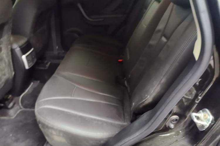 Used GAC Trumpchi GS5 2013 1.8T Automatic Two-Wheel Drive Luxury Edition
