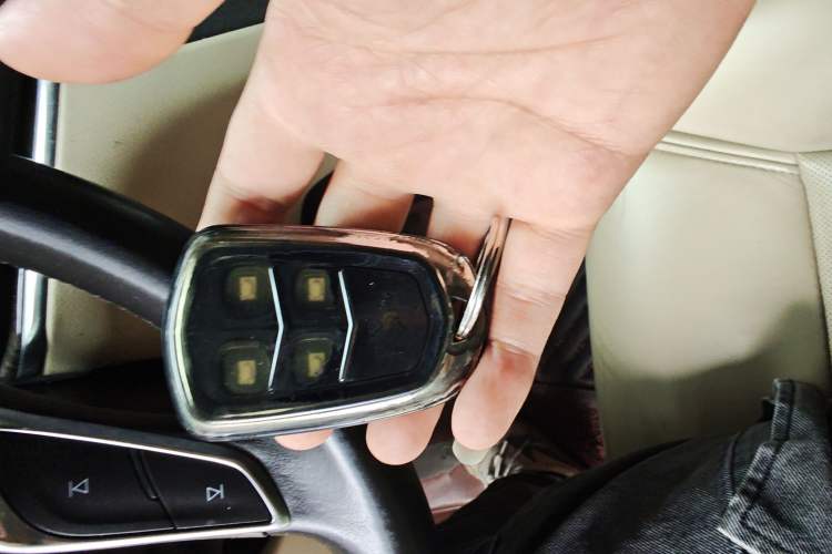 Used Cadillac XT5 2018 25T Luxury Model