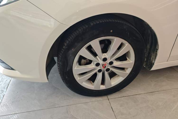 Used Roewe 360 2015 1.5L Automatic Luxury Edition Exterior 4