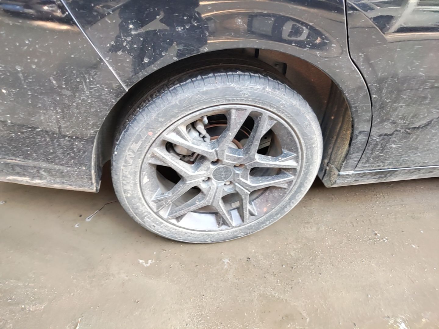 Dongfeng Aeolus Yixuan 2022 230T Automatic Tiger Roar Edition — снимка 11