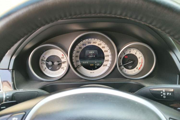 Used Mercedes-Benz E-Class 2015 Facelift E 200 L Sport Edition Instrument Cluster