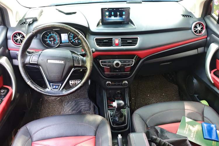Used Haval H1 2016 Revised Version Blue Badge 1.5L AMT Comfort Edition Center Console