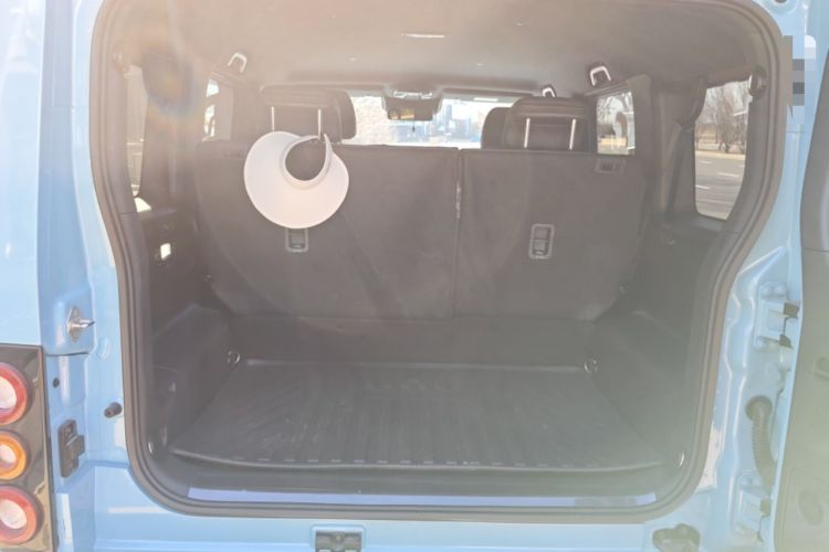 Used 212 T01 2025 2.0T Changfeng Trunk