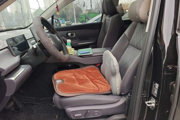 Used Leapmotor C16 2026 Pure Electric 630 LiDAR Zhizun Edition 5 Seats