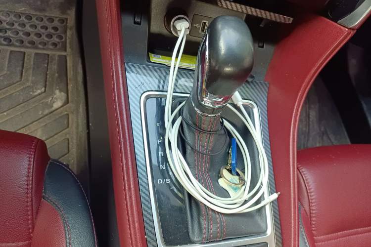 Used MG 6 2018 20T Automatic Trophy Premium Internet Edition China VI Standard Gear Lever