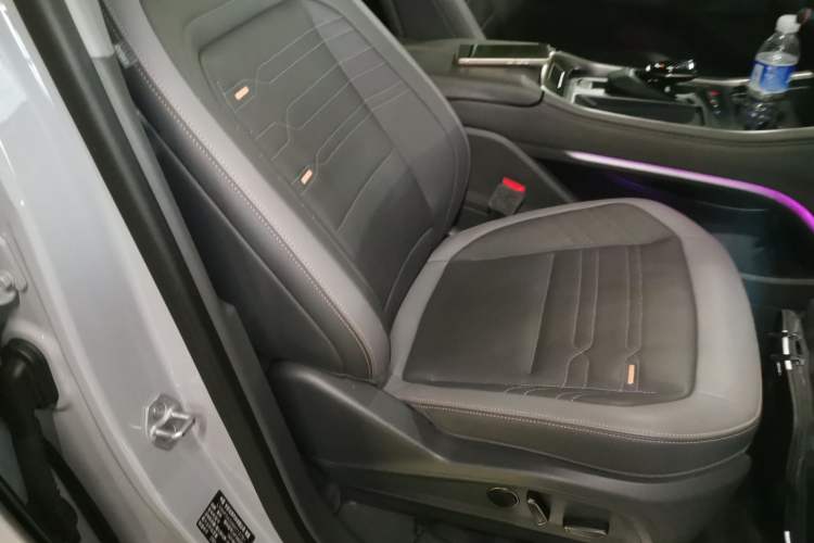 Used Ford Edge 2023 Ford Explorer L 2.0T EcoBoost Four-Wheel Drive 7-Seater Supreme Model