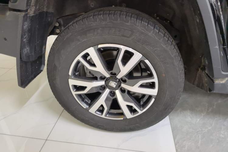 Used Tank 300 2021 City Edition 2.0T—Truly Stylish Right Rear Wheel Hub