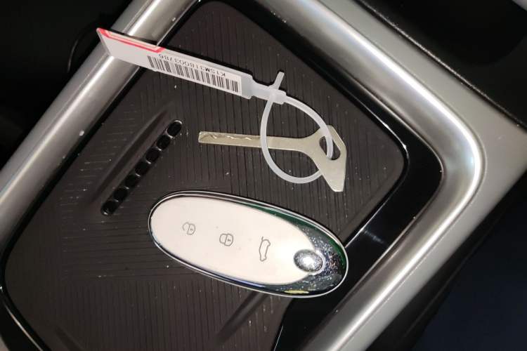 Used Dongfeng NAMMI 01 2024 430 Plus Smart+ Interior 1