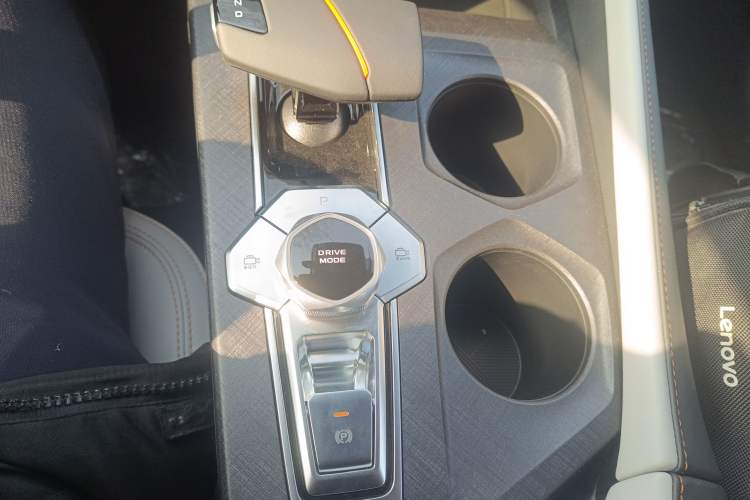 Used CHANGAN UNI-V iDD 2024 Blue Whale Smart Electric iDD 136km ZhiKu Model Gear Lever